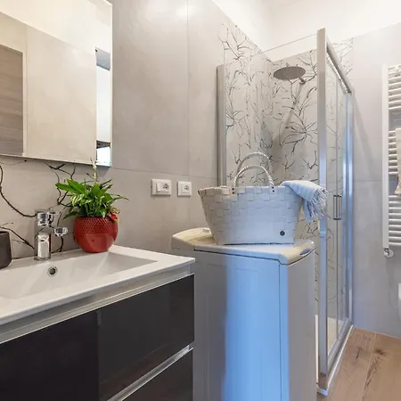 Apartman Guesthost - Porta San Pietro Lovely Flat Ferrara