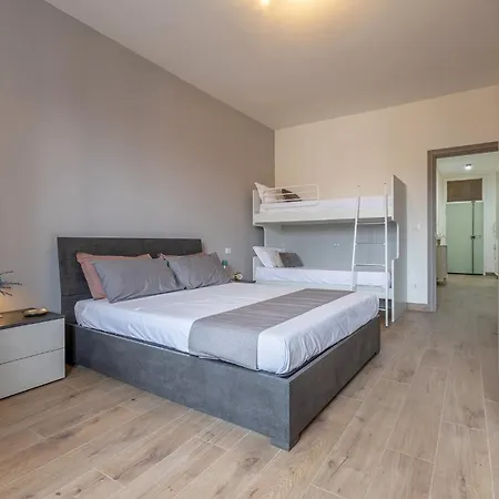 Guesthost - Porta San Pietro Lovely Flat * פררה
