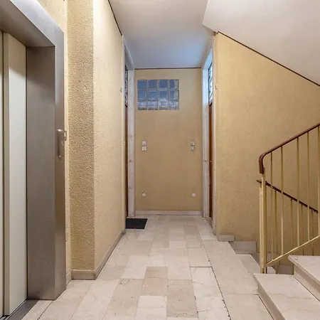 Guesthost - Porta San Pietro Lovely Flat פררה
