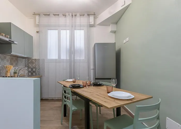 Apartament Guesthost - Porta San Pietro Lovely Flat Ferrara