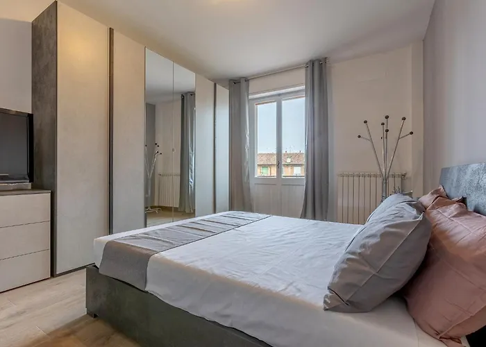 Guesthost - Porta San Pietro Lovely Flat Apartament Ferrara