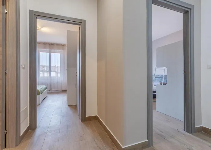 Guesthost - Porta San Pietro Lovely Flat